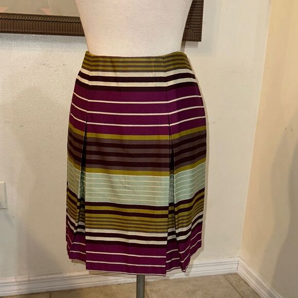 NWT J. McLaughlinStriped Multicolor Women's Skirt Size 8 - Picture 1 of 10